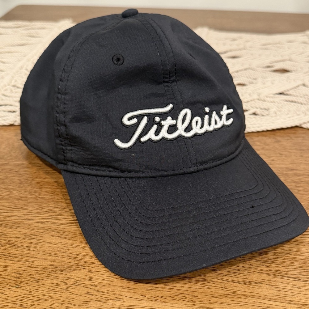 Titleist Golf Hat Black White Cap Unisex Adult Strap Back Adjustable One Size